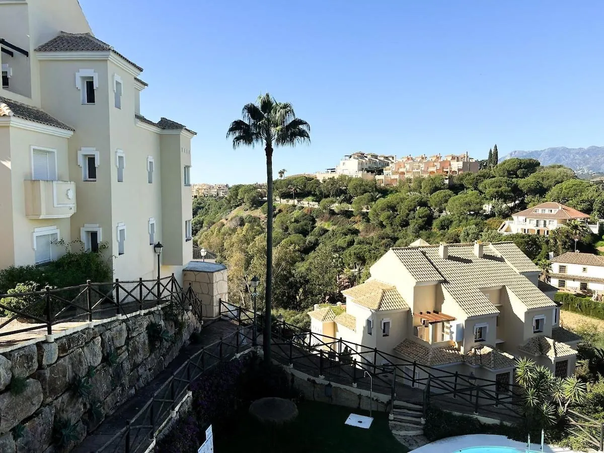 Stunning Apartment Near Golf Courses Perfect For Relaxation! Марбелья Испания