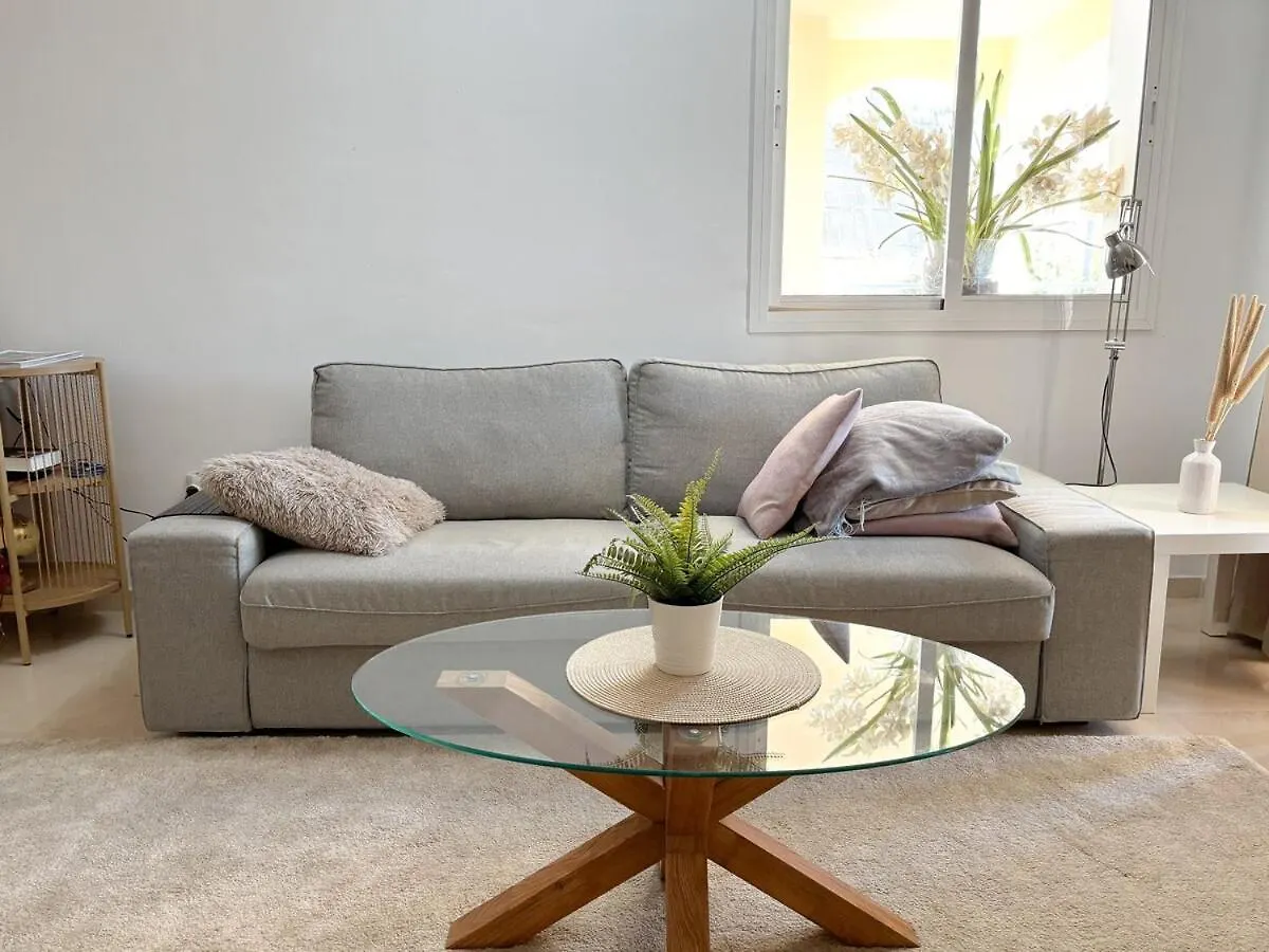 Stunning Apartment Near Golf Courses Perfect For Relaxation! Марбелья