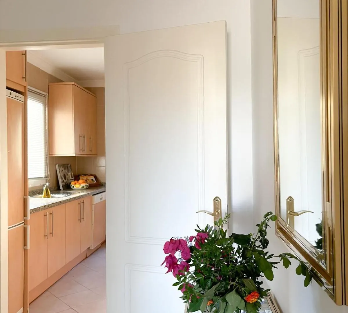 Stunning Apartment Near Golf Courses Perfect For Relaxation! Marbella Spain